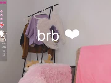 hot cam girl small_blondee image #2078113