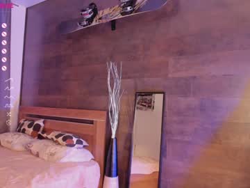 hot cam girl yolandabertha image #2395235