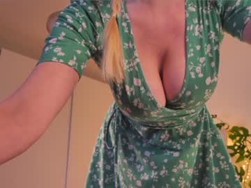 hot cam girl saltedhoney image #4350773