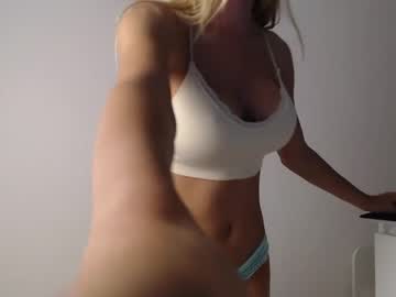hot cam girl trixie_taylor image #3078003