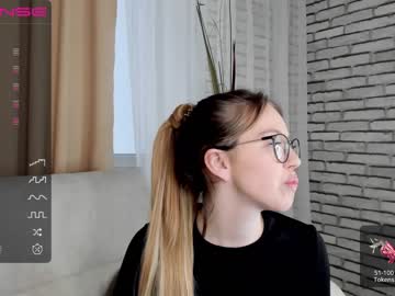 hot cam girl amy_h0ney image #2515353
