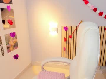 hot cam girl little_effy18 image #2476682