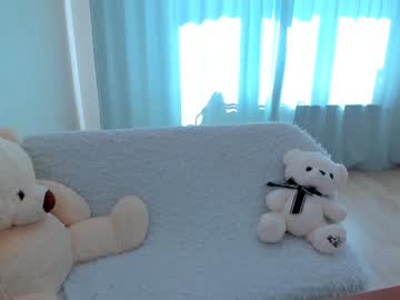 hot cam girl yana_squrel_22 image #1231201
