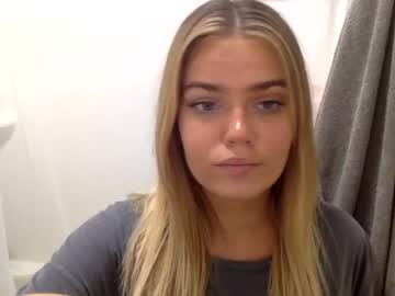 hot cam girl littlemaryjane19 image #823932