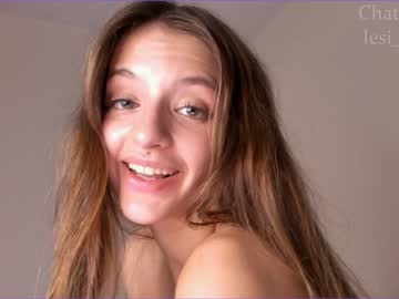 hot cam girl lesi_moon image #3485383