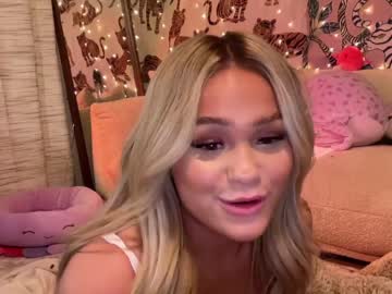 hot cam girl ari_02 image #4325887