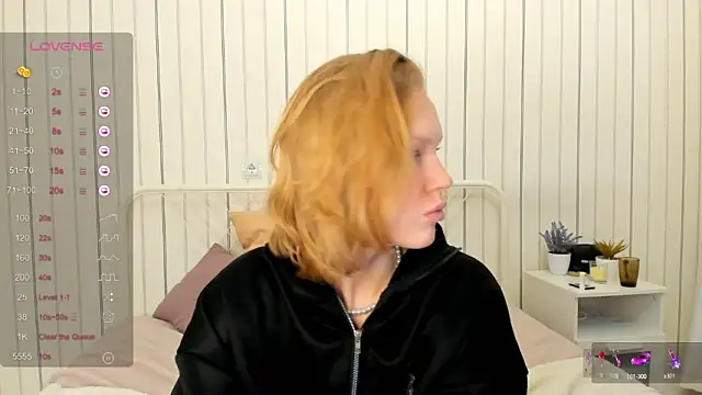 Stripchat sex cam JoanTurner